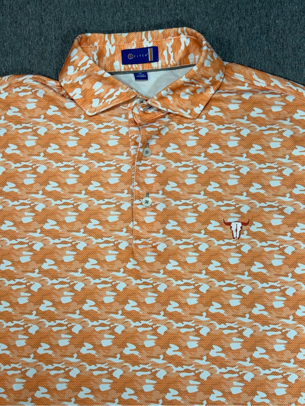 Stitch Sutton Bay Orange Camo Mens Medium Golf Polo Performance Stretch
